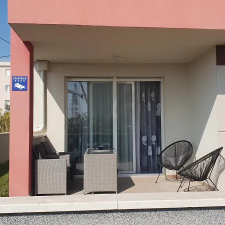Kiara Apartment *
